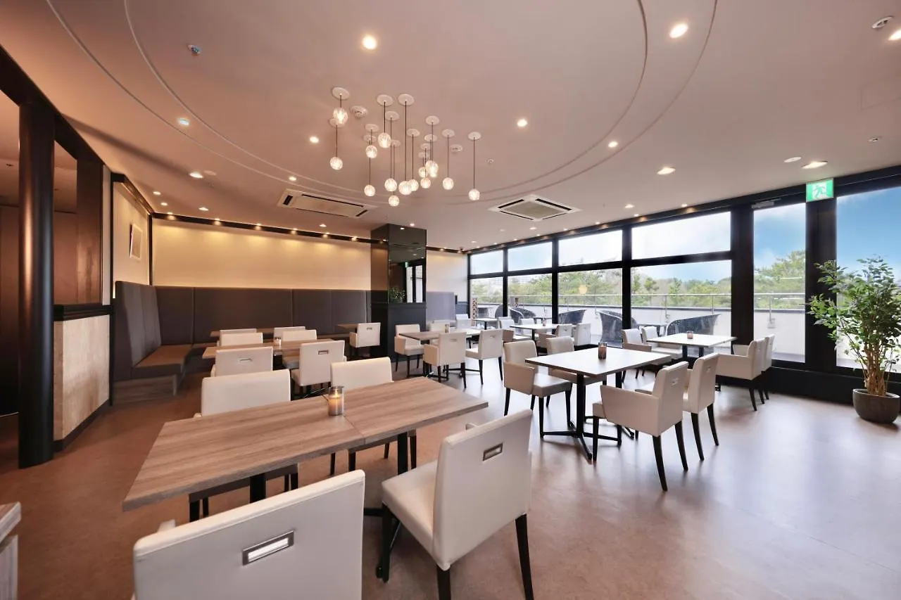 Minamisenri Crystal Hotel Suita