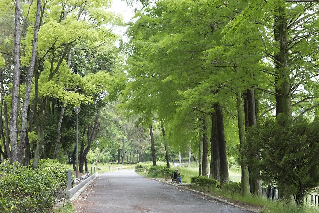 Minamisenri Crystal Hotel Suita